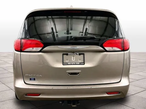 More photos of 2017 Chrysler Pacifica LX at Bob Ruth Ford Dillsburg, PA