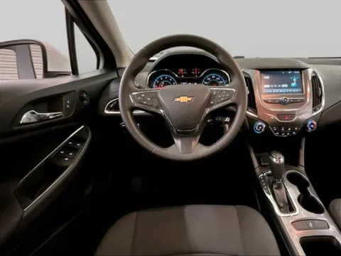 More photos of 2018 Chevrolet Cruze LT at Bob Ruth Ford Dillsburg, PA