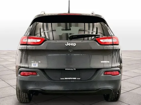 More photos of 2015 Jeep Cherokee Latitude at Bob Ruth Ford Dillsburg, PA