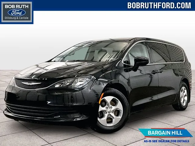Used 2017 Chrysler Pacifica LX with VIN 2C4RC1CG5HR635780 for sale in Dillsburg, PA