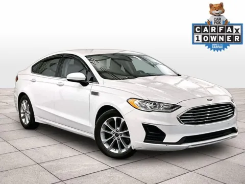 Photos of 2019 Ford Fusion SE for sale in Dillsburg, PA at Bob Ruth Ford Dillsburg