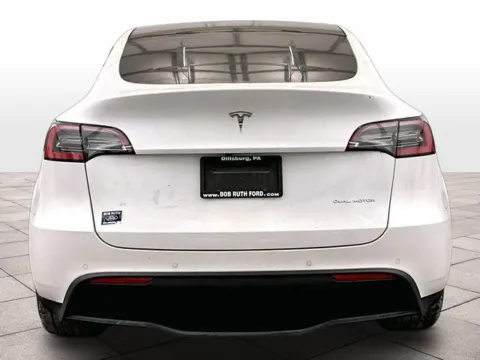 More photos of 2021 Tesla Model Y Long Range at Bob Ruth Ford Dillsburg, PA