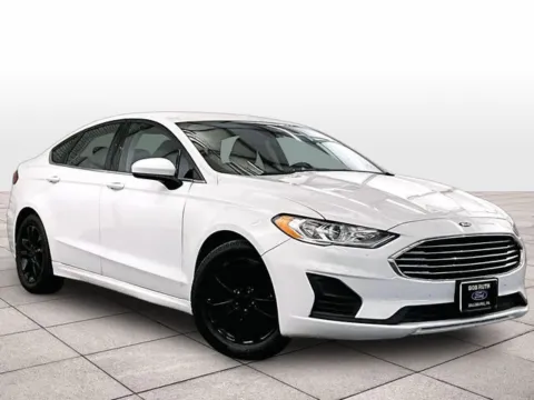Photos of 2020 Ford Fusion SE for sale in Dillsburg, PA at Bob Ruth Ford Dillsburg