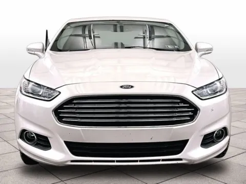 More photos of 2016 Ford Fusion SE at Bob Ruth Ford Dillsburg, PA