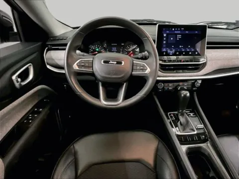 More photos of 2022 Jeep Compass Latitude at Bob Ruth Ford Dillsburg, PA
