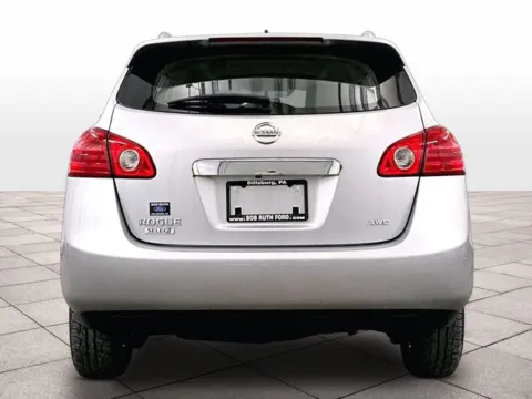 More photos of 2015 Nissan Rogue Select S at Bob Ruth Ford Dillsburg, PA