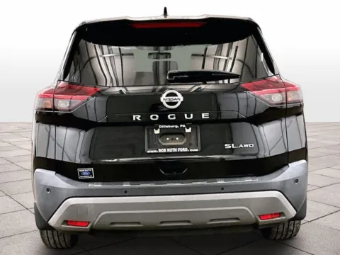 More photos of 2021 Nissan Rogue SL at Bob Ruth Ford Dillsburg, PA
