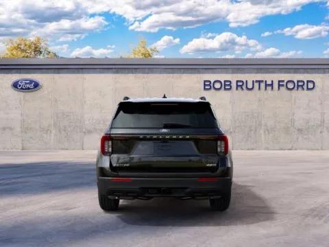 More photos of 2027 Ford Explorer Active at Bob Ruth Ford Dillsburg, PA