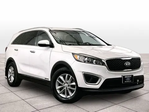 Photos of 2018 Kia Sorento LX for sale in Dillsburg, PA at Bob Ruth Ford Dillsburg