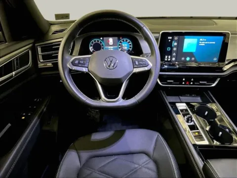 More photos of 2024 Volkswagen Atlas Cross Sport 2.0T SE w/Technology at Bob Ruth Ford Dillsburg, PA