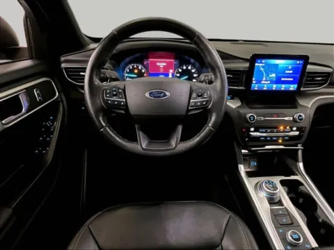 More photos of 2020 Ford Explorer XLT at Bob Ruth Ford Dillsburg, PA