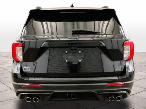 More photos of 2021 Ford Explorer ST at Bob Ruth Ford Dillsburg, PA