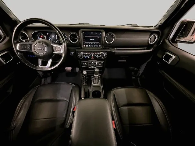 2022 Jeep Wrangler Unlimited Sahara 4XE - Photo 14