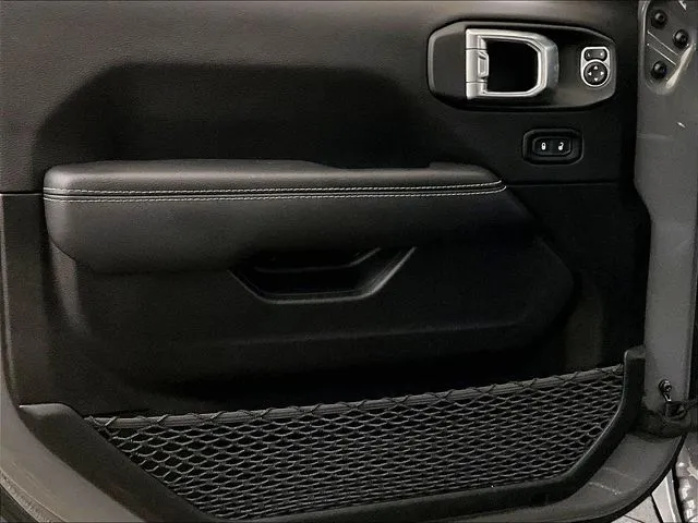 2022 Jeep Wrangler Unlimited Sahara 4XE - Photo 22