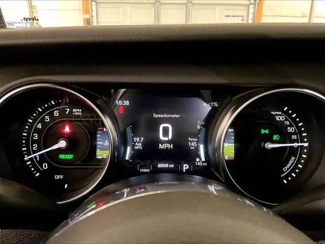2022 Jeep Wrangler Unlimited Sahara 4XE - Photo 19
