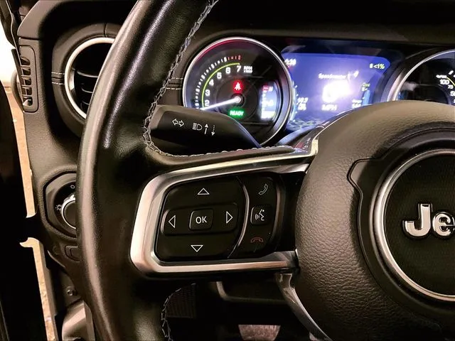 2022 Jeep Wrangler Unlimited Sahara 4XE - Photo 17