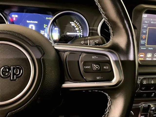 2022 Jeep Wrangler Unlimited Sahara 4XE - Photo 18