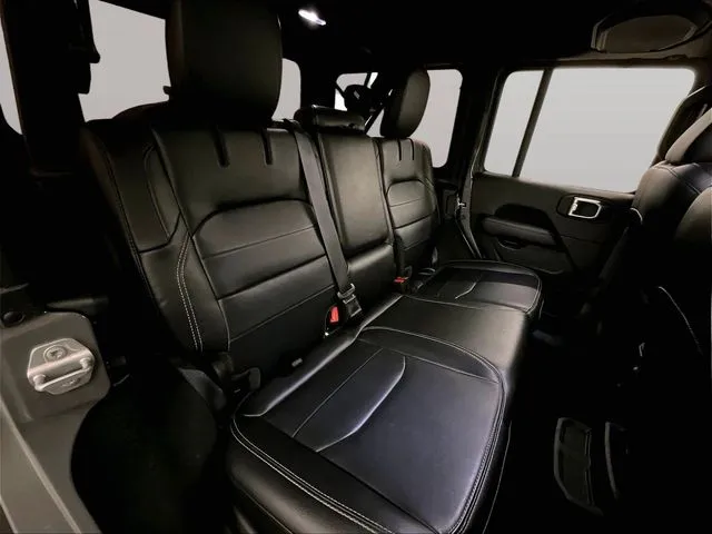 2022 Jeep Wrangler Unlimited Sahara 4XE - Photo 26