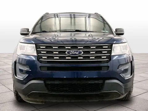 More photos of 2016 Ford Explorer at Bob Ruth Ford Dillsburg, PA