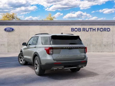 More photos of 2027 Ford Explorer Active at Bob Ruth Ford Dillsburg, PA