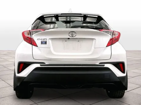 More photos of 2021 Toyota C-HR XLE at Bob Ruth Ford Dillsburg, PA