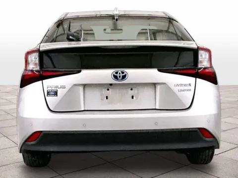 More photos of 2019 Toyota Prius Limited at Bob Ruth Ford Dillsburg, PA