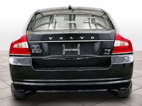 More photos of 2012 Volvo S80 T6 Platinum at Bob Ruth Ford Dillsburg, PA
