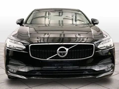 More photos of 2018 Volvo S90 T5 Momentum at Bob Ruth Ford Dillsburg, PA