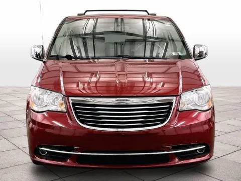 More photos of 2015 Chrysler Town & Country Touring-L at Bob Ruth Ford Dillsburg, PA