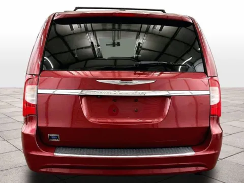 More photos of 2015 Chrysler Town & Country Touring-L at Bob Ruth Ford Dillsburg, PA