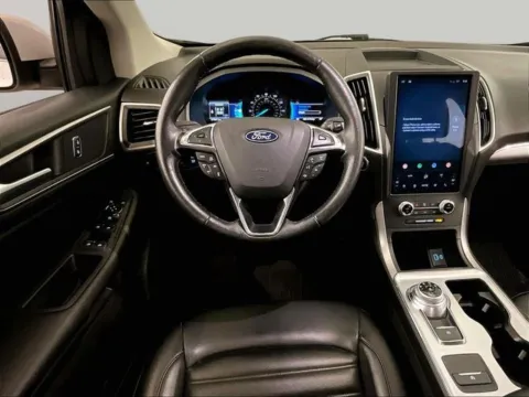 More photos of 2022 Ford Edge SEL at Bob Ruth Ford Dillsburg, PA