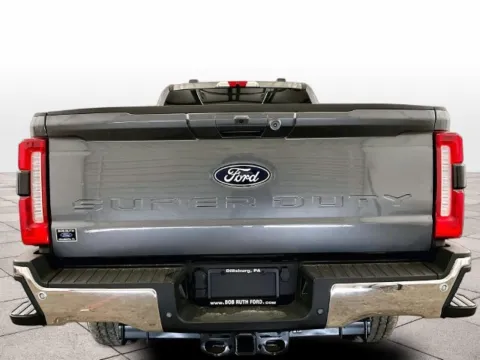 More photos of 2027 Ford F-350SD Lariat at Bob Ruth Ford Dillsburg, PA