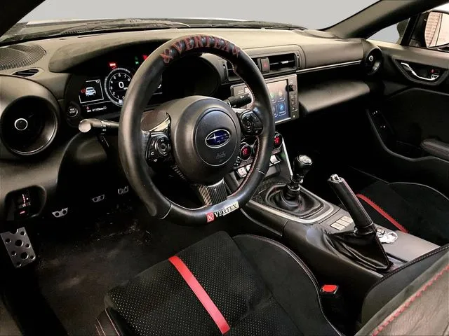 Photo 12