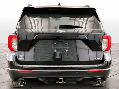 More photos of 2023 Ford Explorer ST-Line at Bob Ruth Ford Dillsburg, PA