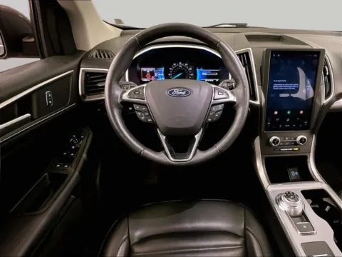 More photos of 2021 Ford Edge SEL at Bob Ruth Ford Dillsburg, PA