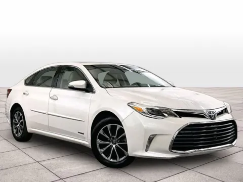 Another view of 2017 Toyota Avalon Hybrid XLE Premium for sale in Dillsburg, PA at Bob Ruth Ford Dillsburg
