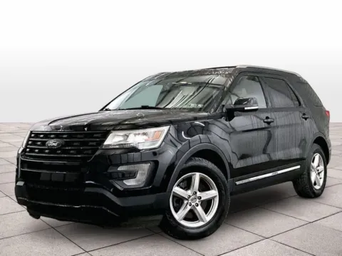Black 2017 Ford Explorer XLT for sale in Dillsburg, PA