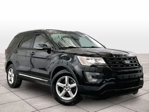 Photos of 2017 Ford Explorer XLT for sale in Dillsburg, PA at Bob Ruth Ford Dillsburg
