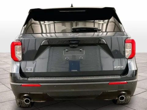 More photos of 2022 Ford Explorer ST-Line at Bob Ruth Ford Dillsburg, PA