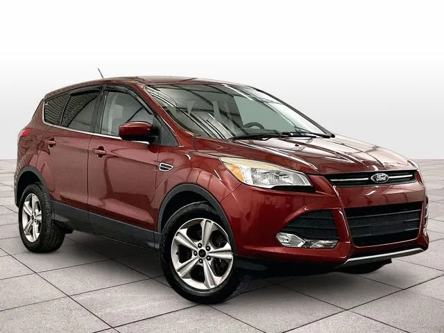 Used 2016 Ford Escape SE with VIN 1FMCU9GXXGUC18213 for sale in Dillsburg, PA