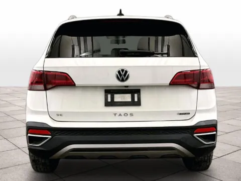 More photos of 2022 Volkswagen Taos 1.5T SE at Bob Ruth Ford Dillsburg, PA