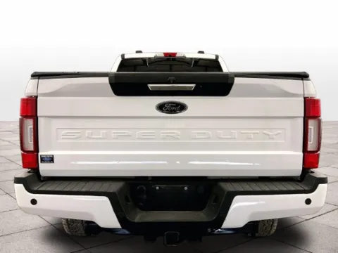 More photos of 2022 Ford F-250SD Lariat at Bob Ruth Ford Dillsburg, PA
