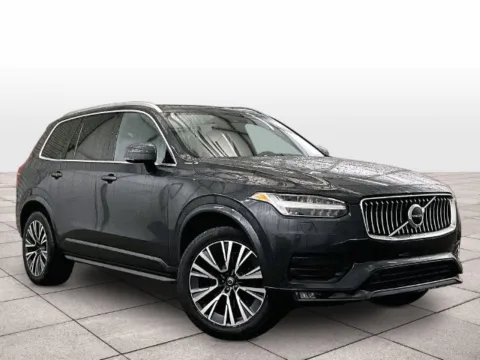 Photos of 2022 Volvo XC90 T6 Momentum for sale in Dillsburg, PA at Bob Ruth Ford Dillsburg