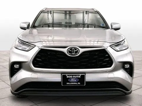 Another view of 2024 Toyota Highlander XLE for sale in Dillsburg, PA at Bob Ruth Ford Dillsburg