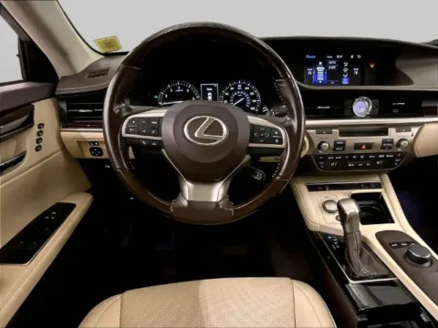 More photos of 2016 Lexus ES 350 at Bob Ruth Ford Dillsburg, PA