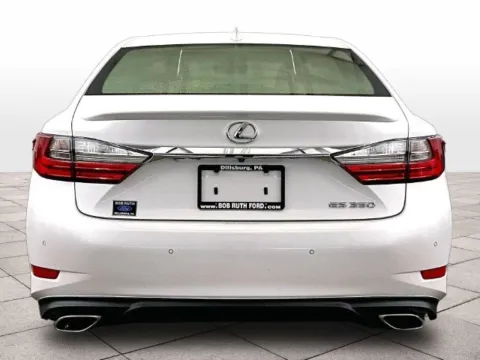 More photos of 2016 Lexus ES 350 at Bob Ruth Ford Dillsburg, PA
