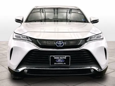 Another view of 2024 Toyota Venza XLE for sale in Dillsburg, PA at Bob Ruth Ford Dillsburg