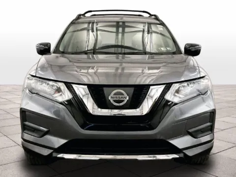 More photos of 2017 Nissan Rogue SV at Bob Ruth Ford Dillsburg, PA