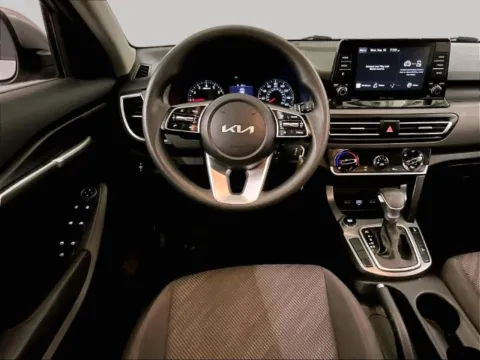 More photos of 2022 Kia Seltos LX at Bob Ruth Ford Dillsburg, PA