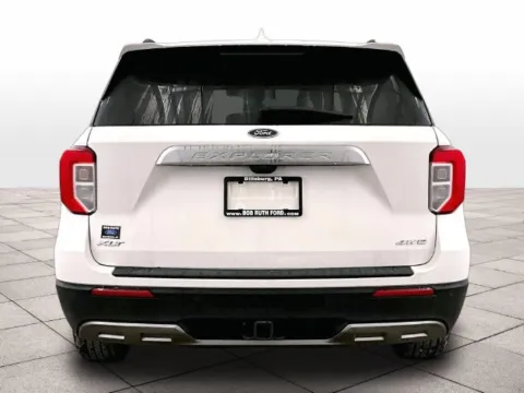 More photos of 2023 Ford Explorer XLT at Bob Ruth Ford Dillsburg, PA